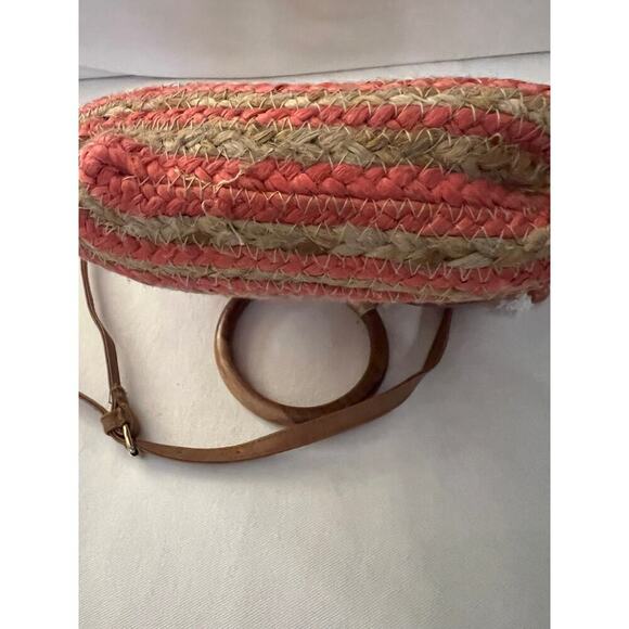 NANETTE LEPORE CLEMENTINE JUTE BUCKET SHOULDER BAG (BERRY) MSRP $68.00 - Picture 4 of 4